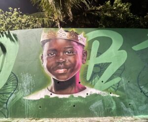 Arte: mural destaca raízes afro-indígena de bairro de Guarapari Arte em Guarapari