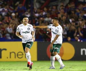 Santos no Mercado de Transferências em 2025: Entre a Renovação de Neymar, Reforços de Peso e o Sonho de Títulos