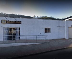 Jovem é encontrado morto em escadaria de Santa Teresa