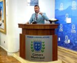 Vereador Ramon Silveira presta homenagem a desportistas de Cachoeiro