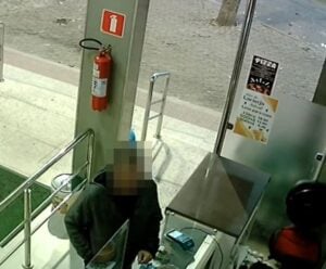 Homem é preso após roubar padaria em Cachoeiro Roubo em Cachoeiro
