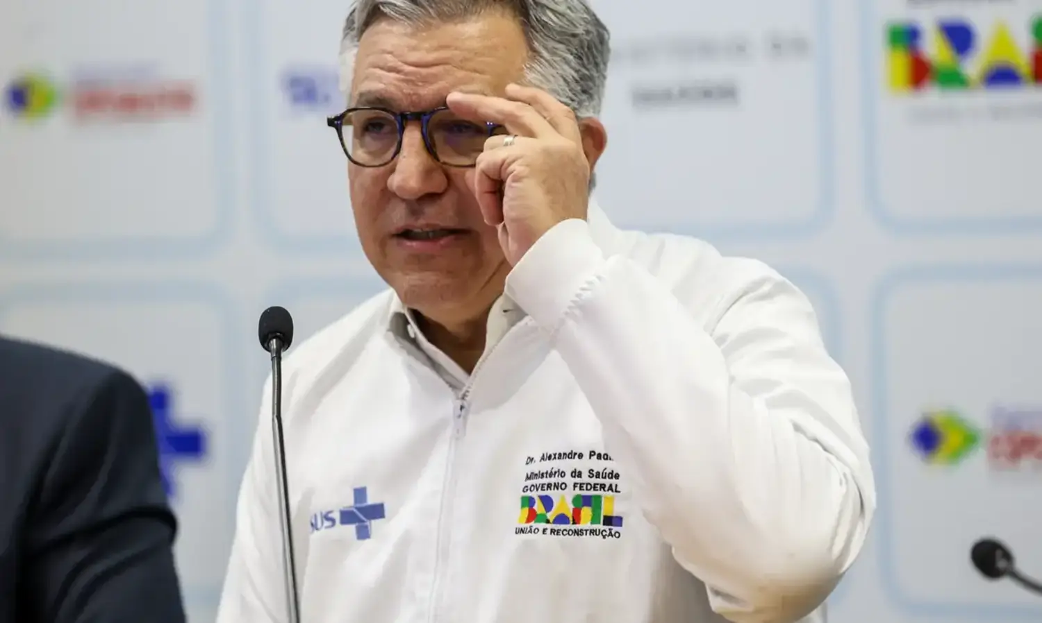 A foto mostra o ministro a Saúde falando sobre relação entre SUS e planos de saúde