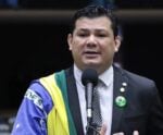 Gilvan da Federal volta a exercer mandato de deputado após 3 meses suspenso
