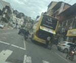 Atenção! Ônibus quebrado causa transtornos no trânsito em Cachoeiro
