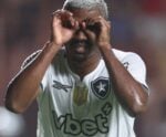 Cuiabano retorna ao Botafogo um dia após acerto com Forest