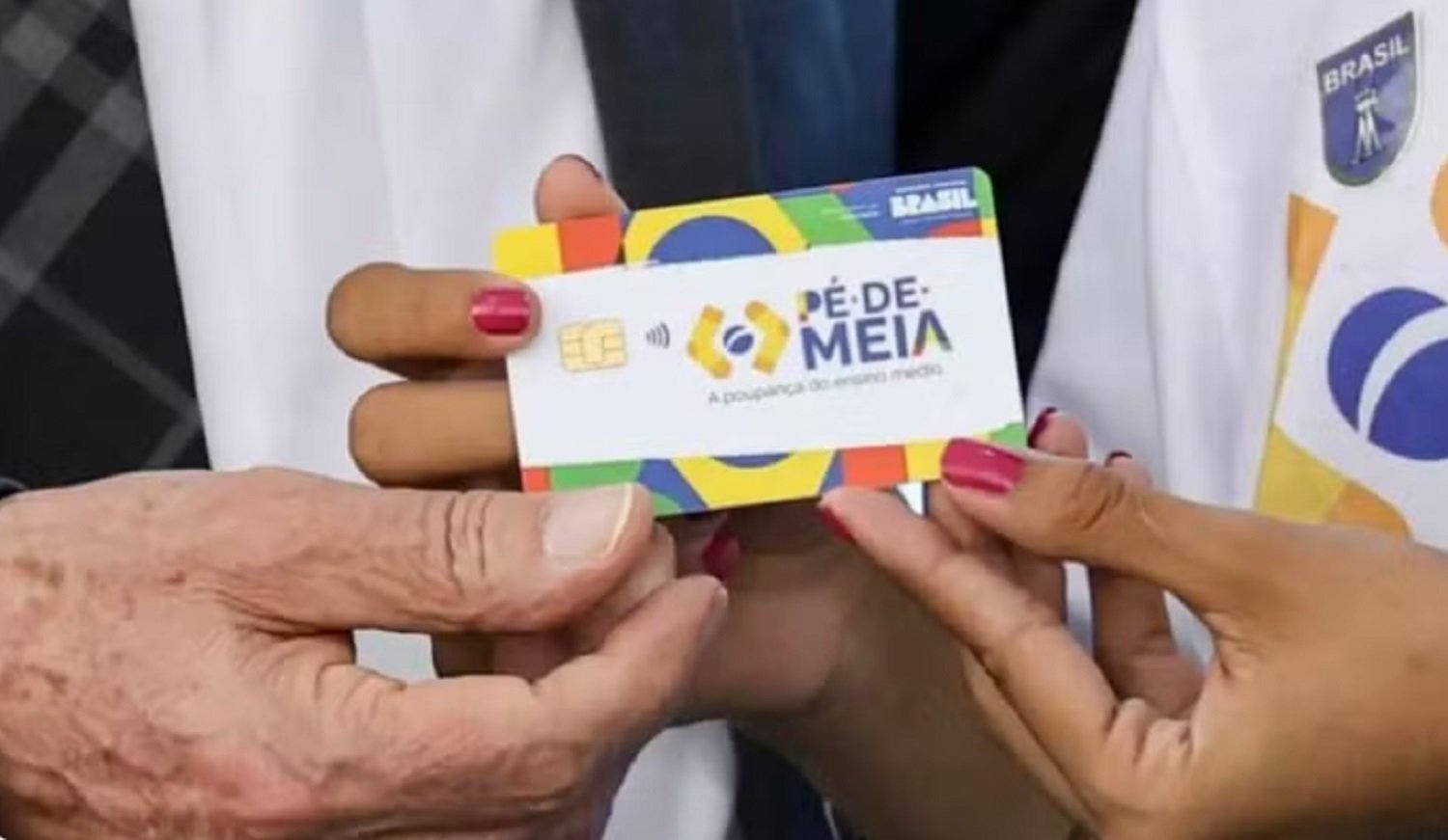 Imagem ilustra pagamento pé de meia julho
