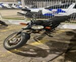 Motocicleta furtada é recuperada e suspeito preso em Castelo
