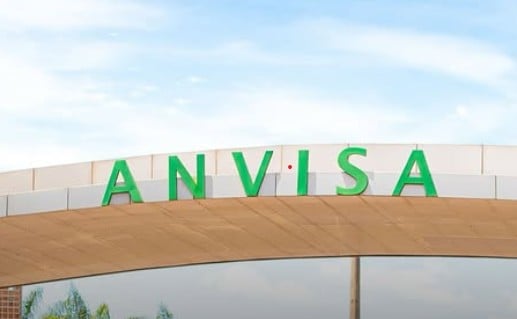 A foto mostra Anvisa que suspendeu o suplemento vitamina D-Ômega