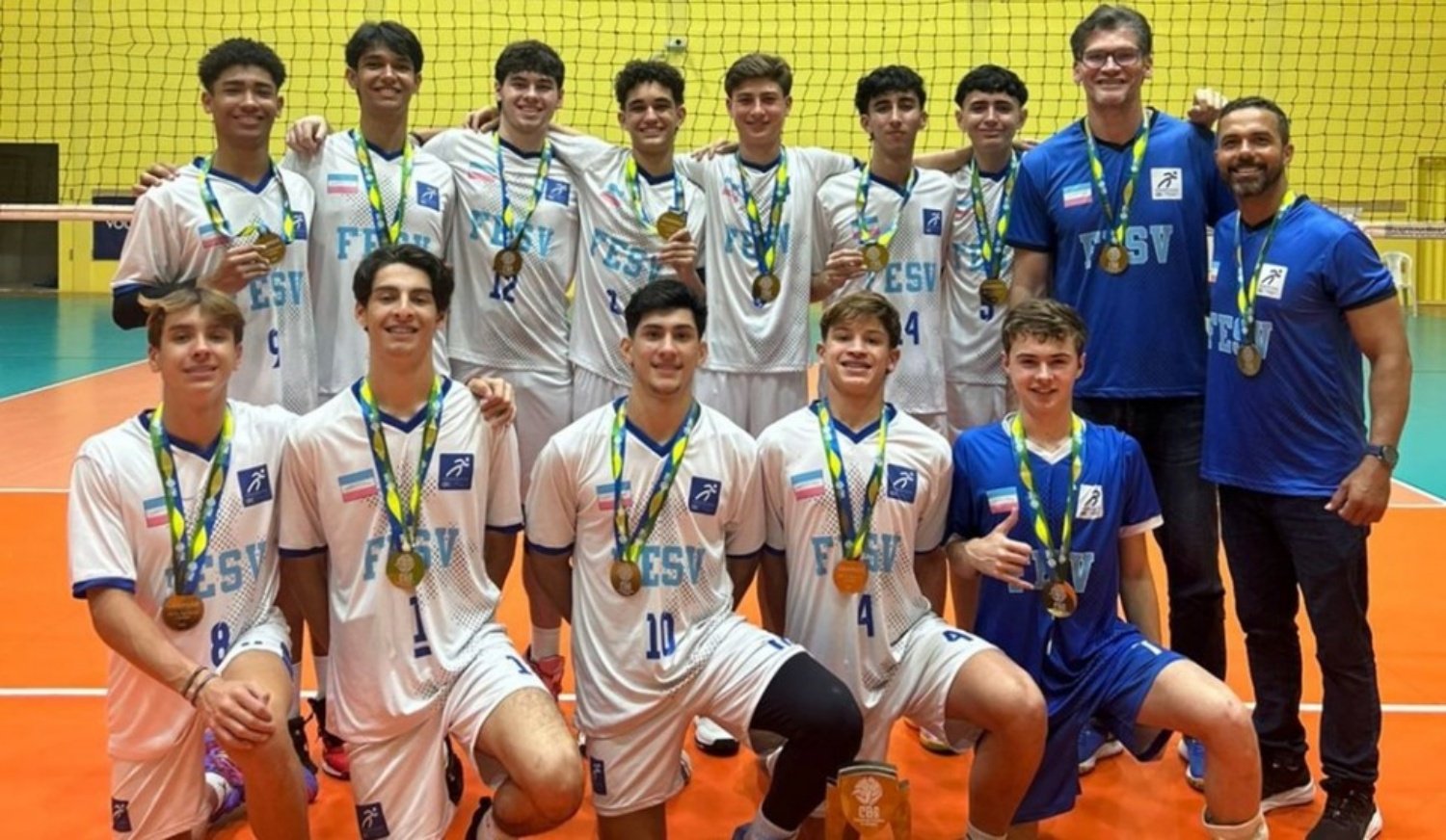 campeão sub-16 de vôlei