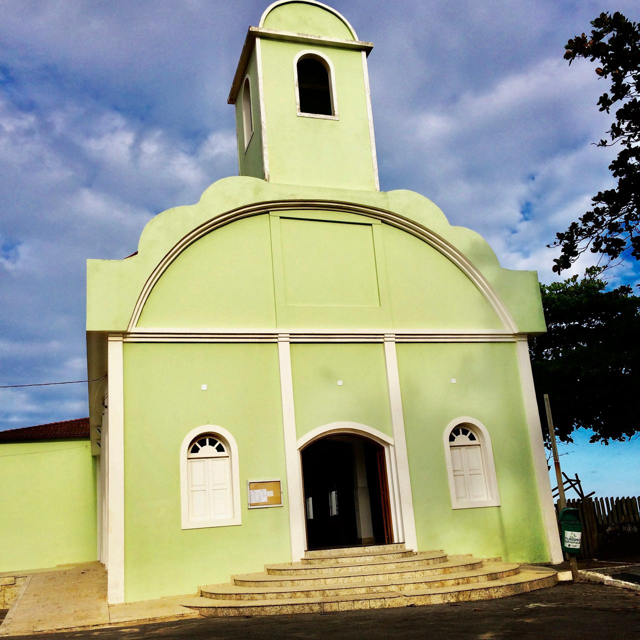 A foto mostra igreja de Maratáizes, em referência à matéria sobre metanol