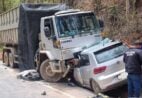 Casal morre em colisão entre carro e caminhão em Venda Nova do Imigrante