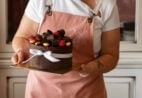 Mãe e filha morrem após comer bolo de aniversário