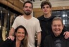 Faustão e Luciana comemoram 24 anos de casamento ao lado dos filhos