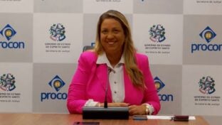 Como fugir do superendividamento? Diretora-geral do Procon-ES revela caminhos