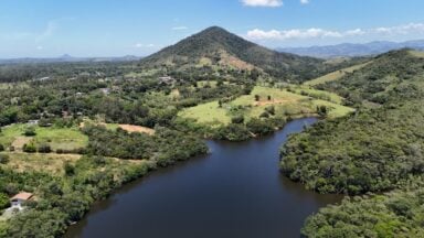Turismo de aventura ganha força em Anchieta com projeto no Monte Urubu