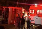 Ônibus de turismo tomba na BR 262 em Ibatiba e deixa dois mortos