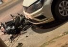 Batida entre moto e carro deixa feridos em Cachoeiro