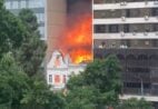 VÍDEO | Prédio histórico pega fogo no Centro de Porto Alegre