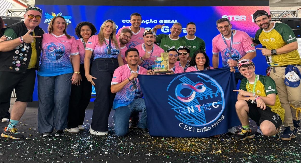 CEET Emílio Nemer robótica