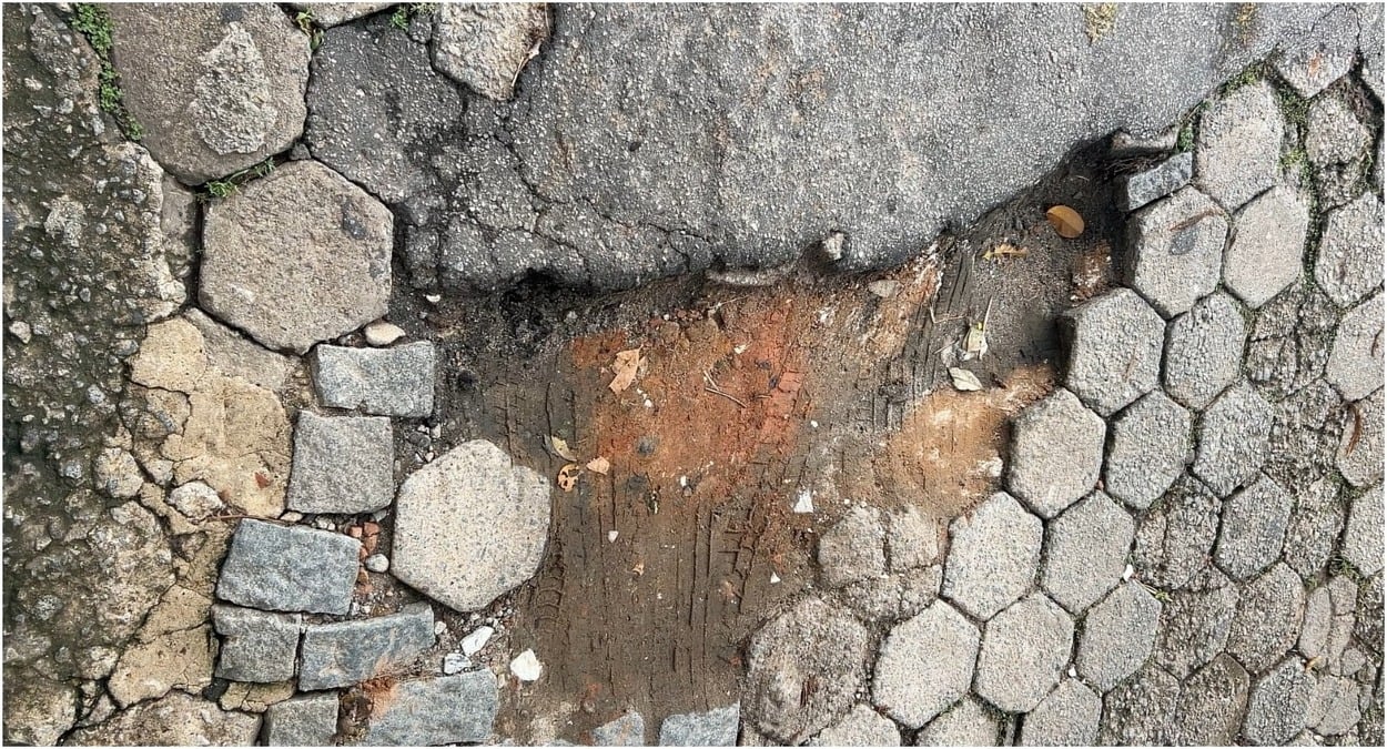 buracos na rua no bairro Gilberto Machado - bairro nobre de cachoeiro
