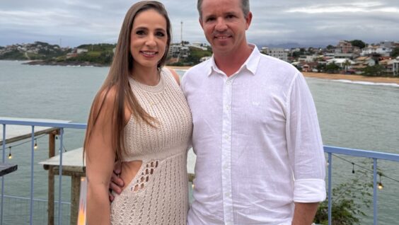 Riviera celebra 2025 com festa sunset para clientes e parceiros