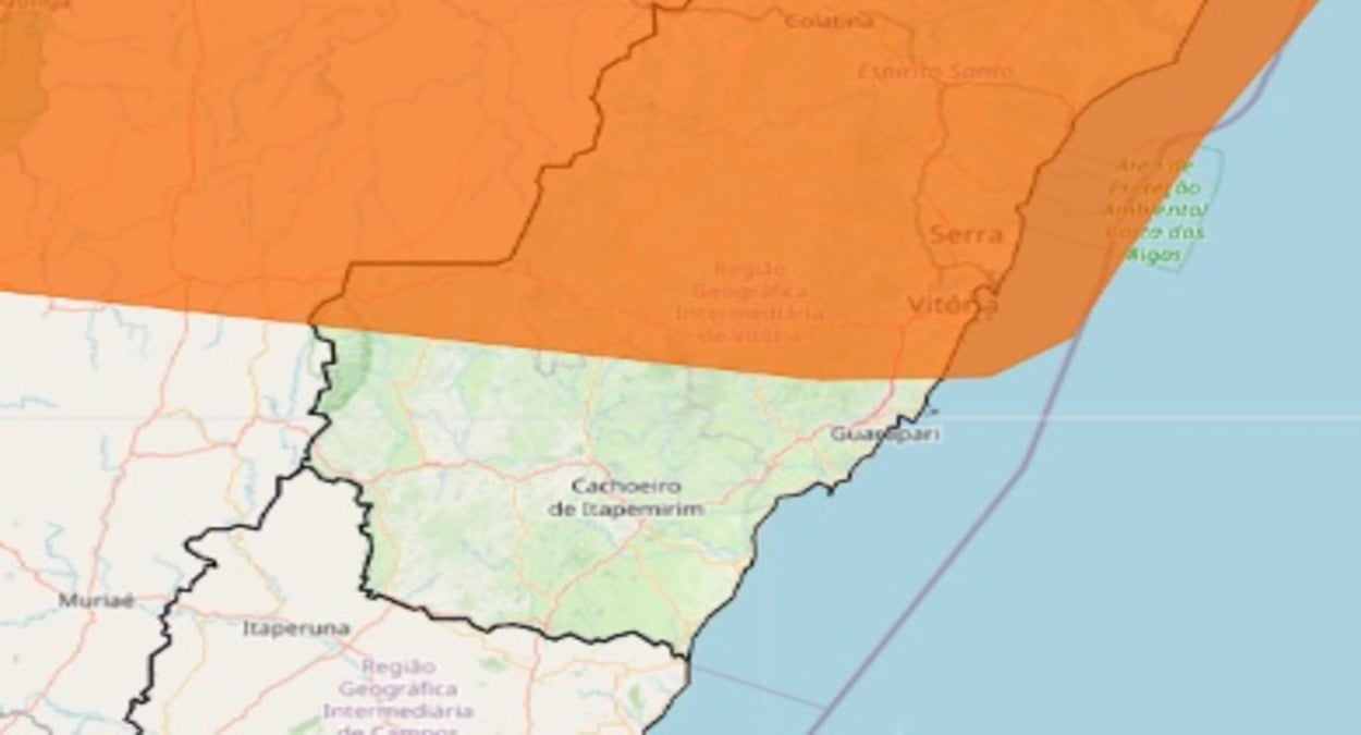 Mapa do Espírito Santo destacando em laranja as áreas atingidas pelo alerta laranja de chuvas intensas no estado.