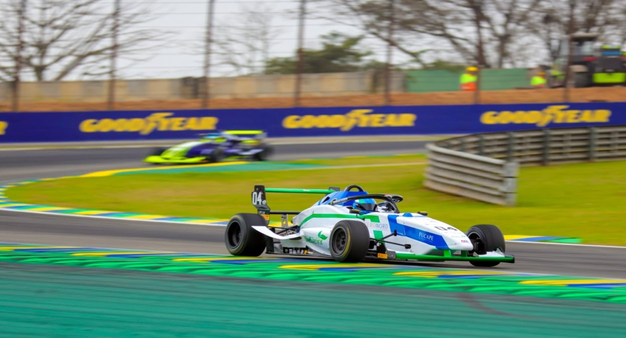 piloto capixaba Henrique Krüger