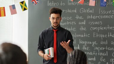 Cachoeiro tem novas vagas de emprego em produção e comércio