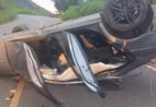 VÍDEO | Motorista perde controle e capota veículo na ES-181, em Alegre