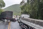 Acidente entre carretas causa congestionamento no Sul do ES
