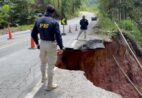 PRF emite alerta sobre cratera na BR-262 em Brejetuba