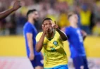 Brasil vence Croácia e aumenta disputa por vagas na Copa do Mundo