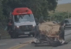 Motorista foge após acidente com ferido em Alegre