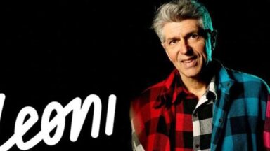 Leoni desembarca no Deck House para noite de grandes sucessos