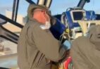 Homem sofre choque elétrico e é levado de helicóptero para hospital