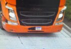 PRF flagra caminhão com dispositivo para esconder placa na BR-101 no ES