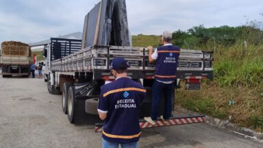 Operação flagra transporte irregular de rochas em Cachoeiro