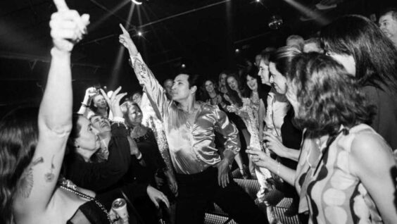 Retrô Music 2026 abre segundo lote da Festa do Anos 70, 80 e 90
