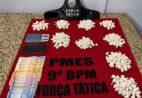 PM apreende 400 papelotes de drogas e prende homem no bairro Valão
