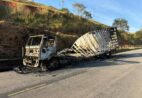 Incêndio destrói caminhão na zona rural de Alegre