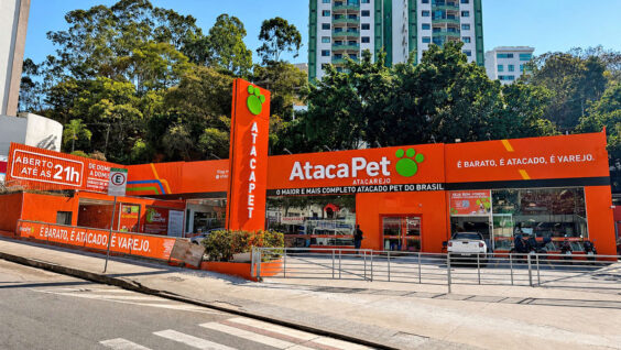 Maior Atacado Pet do Brasil inaugura em Cachoeiro com ação especial para os clientes neste sábado