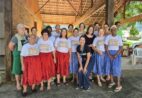 Meninas Bordadeiras de Burarama criam coleção guiada por memórias e sentimentos