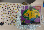 Drogas com alusão a figurinhas da Copa são apreendidas no ES