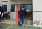 Celular furtado é encontrado enterrado na areia e homem é preso em Guarapari