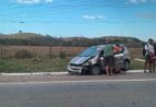 Colisão entre dois carros deixa feridos em Cachoeiro