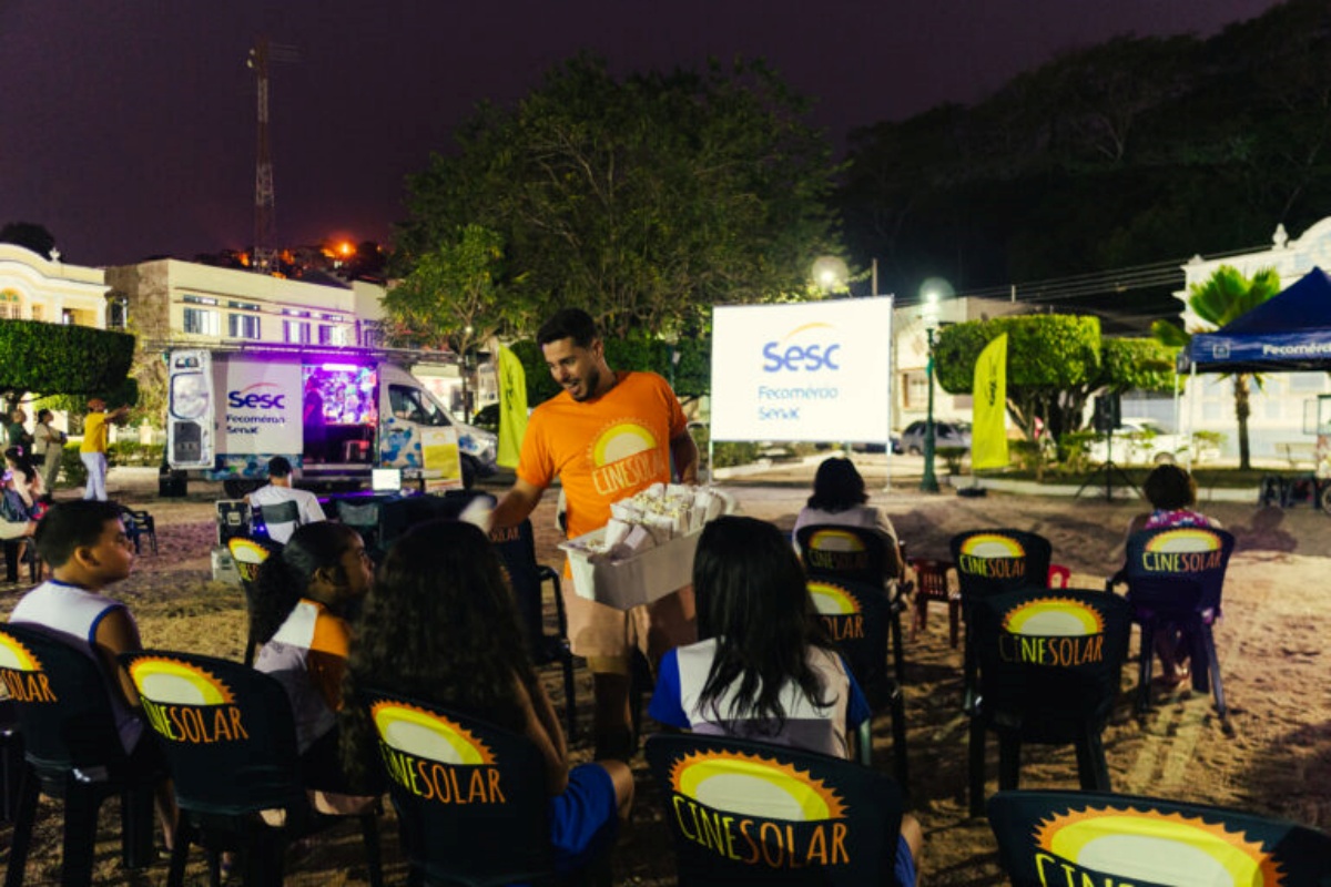 cinema itinerante em cachoeiro