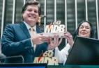 Rose de Freitas publica áudio de presidente nacional do MDB e aumenta pressão por vaga ao Senado