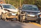 Acidente entre dois carros deixa feridos em Anchieta
