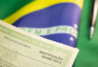 Quem são os lulistas e os bolsonaristas convictos no Brasil de 2026?