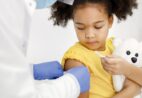 Pediatra do Hifa explica a importância da vacinação na prevenção de doenças em crianças